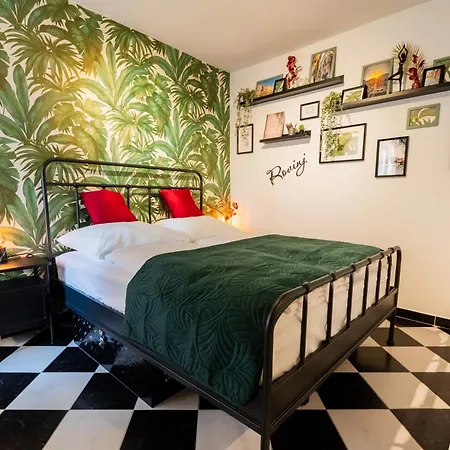 Apartment Little Flora-lane In Rovinjs Old Town Rovinj