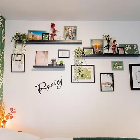 Little Flora-lane In Rovinjs Old Town Apartment