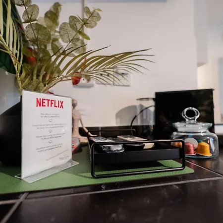 Little Flora-lane In Rovinjs Old Town Appartamento