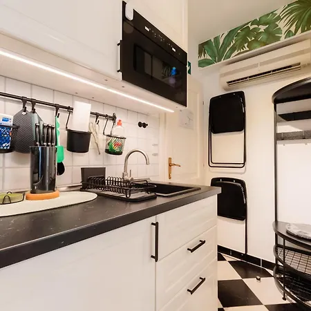 Apartment Little Flora-lane In Rovinjs Old Town Rovinj