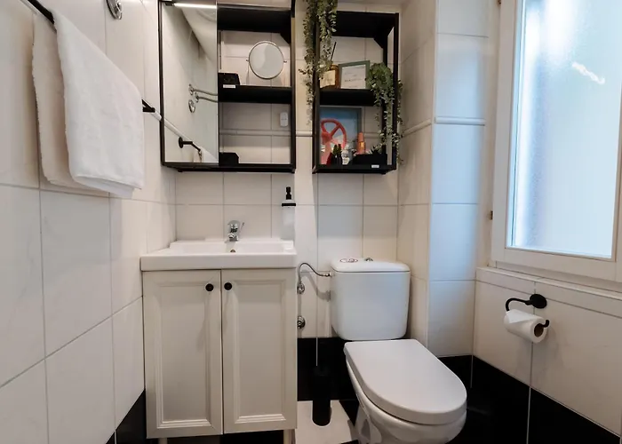 Appartamento Little Flora-lane In Rovinjs Old Town Rovigno